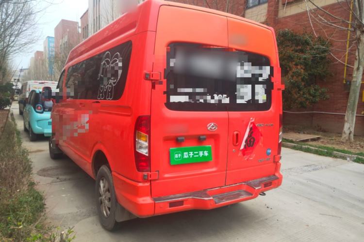 Used SAIC MAXUS Xintu V80 2021 2.0T PLUS AMT All-in-One King Long Wheelbase Mid-Roof Design—6/7/8/9-Seater
