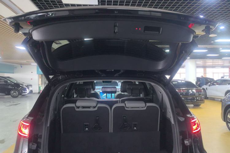 Used Denza N8 2023 Four-Wheel Drive Ultra-Hybrid Flagship Seven-Seater Version