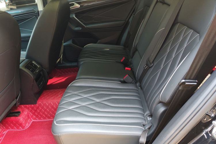 Used Volkswagen Tiguan L 2023 300TSI Automatic Two-Wheel Drive Smart Edition
