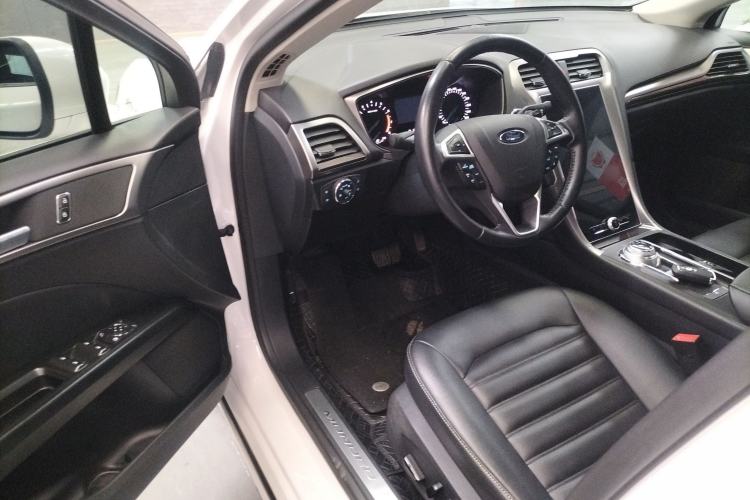 Used Ford Mondeo 2020 EcoBoost 200 Stylish Model Driver Seat