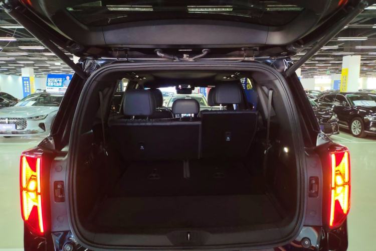 Used GAC Trumpchi GS8 2022 Linghang Series 2.0 TGDI Two-Wheel-Drive Luxury Smart Connectivity Version (7 Seats) Trunk