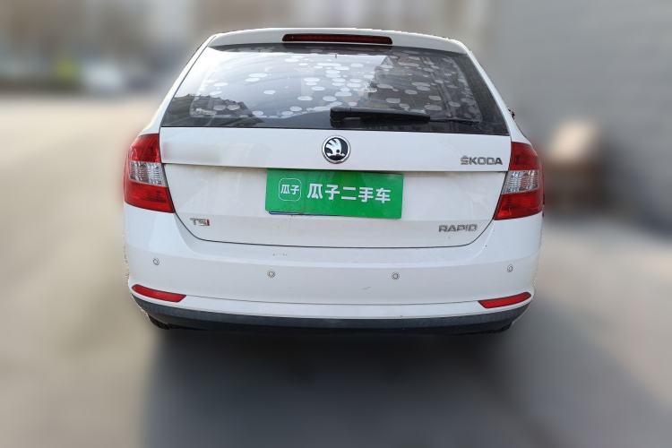 Used Skoda Rapid Spaceback 2014 1.4TSI DSG Enjoyment Edition