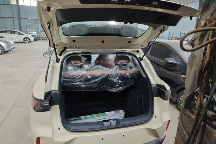 Used Wuling Bingo S 2025 Model 430km Deluxe Edition