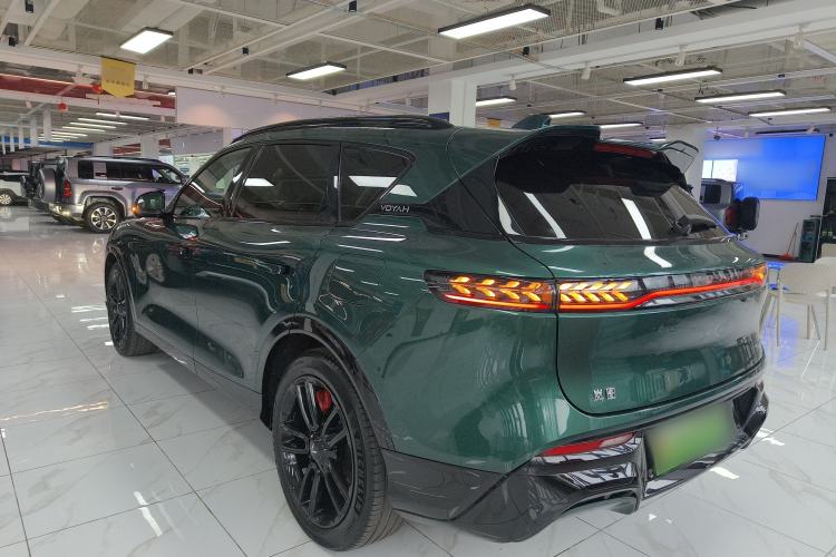 Used VOYAH FREE 2025 318 318 km Rear-Drive Touring Edition Rear Left 45 Deg