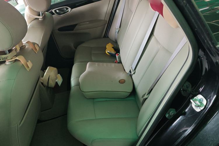 Used Nissan Sylphy 2016 1.6 XL CVT Luxury Edition Left Rear Seat