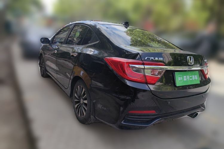 Used Honda Crider 2015 1.8L automatic luxury edition