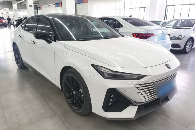 Used CHANGAN UNI-V 2023 1.5T Prestige Model
