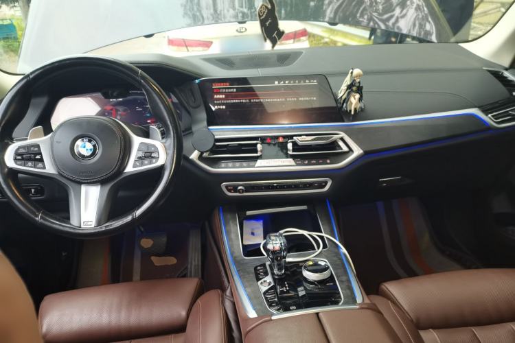 Used BMW X5 2021 Restyled xDrive40i Luxury Version M Sport Package Center Console