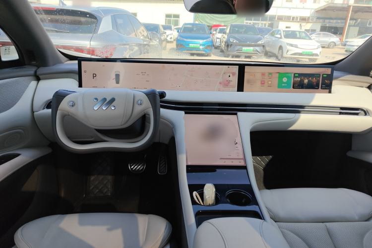 Used IM LS7 2023 90 kWh Elite Rear-Drive Version
