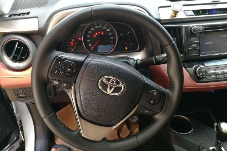 Used Toyota RAV4 2013 2.5L Automatic 4x4 Elite Edition