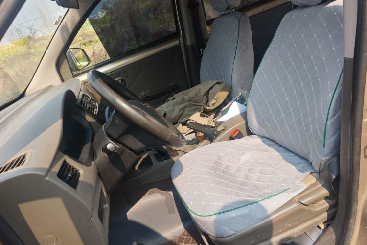 Used Wuling Rongguang V 2016 1.5L Standard Version Left Front Seat