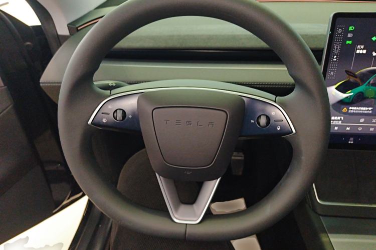 Used Tesla Model Y 2025 Long-Range All-Wheel Drive First Edition
