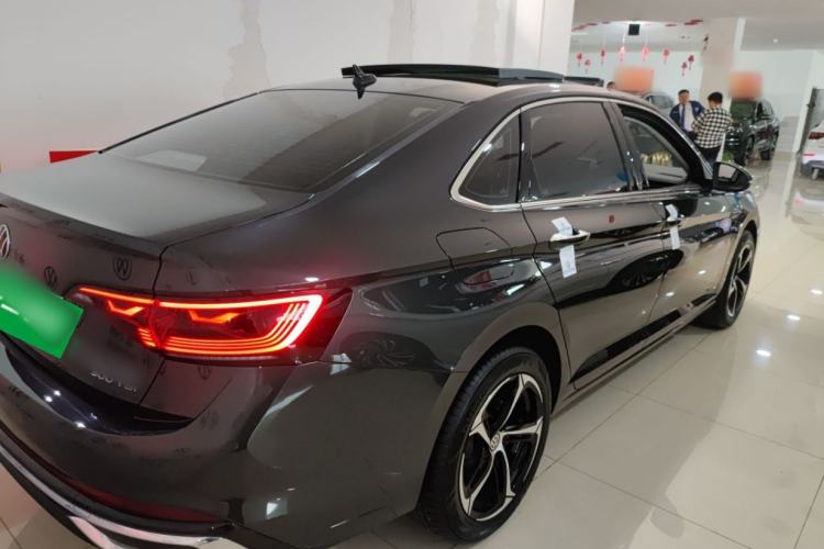 Used Volkswagen Sagitar 2025 300TSI DSG Excellence Edition Rear Right 45 Deg