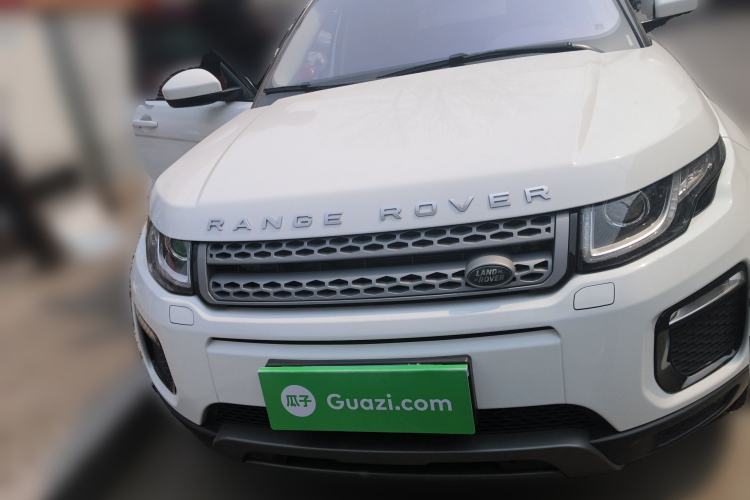 Used Land Rover Range Evoque 2018 240PS PURE Style Edition Front