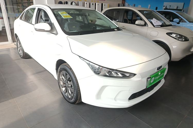 Used Geometry A 2024 500KM Travel Edition
