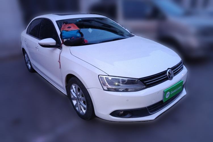 Used Volkswagen Sagitar 2012 1.4TSI Automatic Luxury Edition