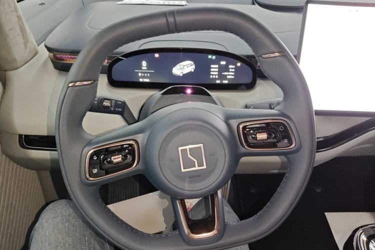 Used Zeekr MIX 2025 Long-Range Intelligent Driving Edition
