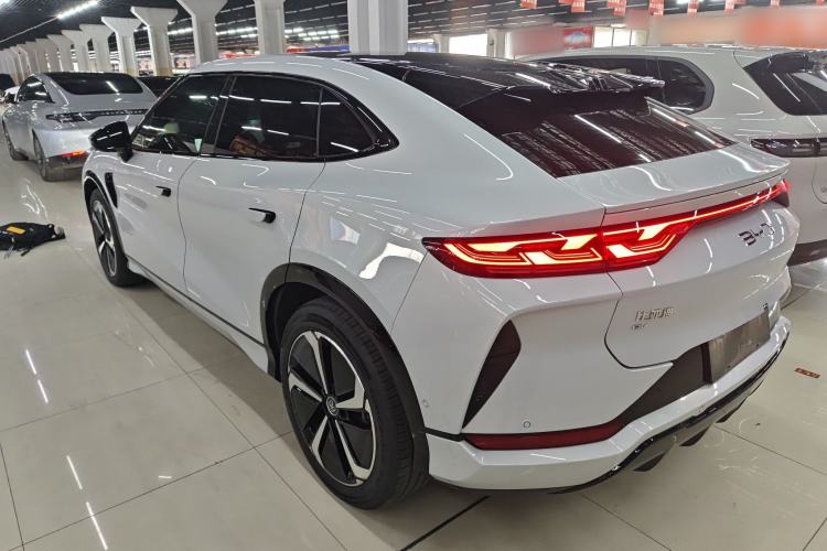 Used BYD Song L EV 2025 Intelligent Driving Version 662 km LiDAR Excellence Edition
