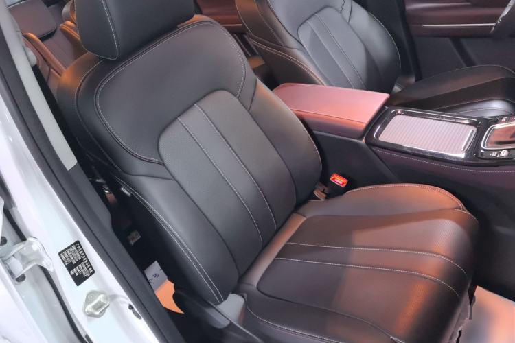 Used GAC Trumpchi M6 2023 PRO 270T DCT Luxury Edition
