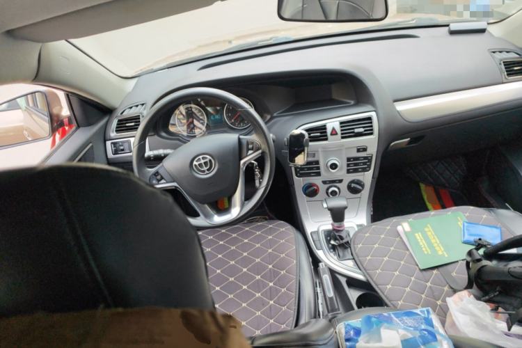 Used Brilliance H530 2017 1.6L Automatic Comfort Model Steering Wheel