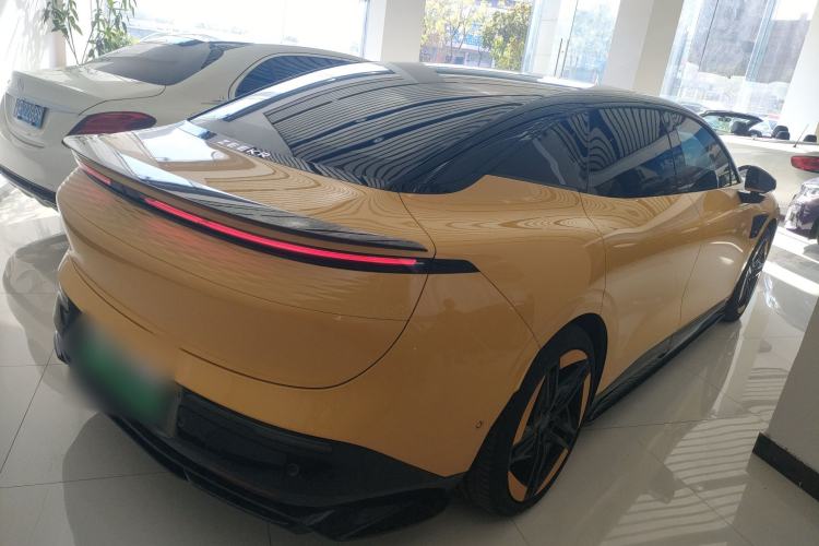 Used Zeekr 007 2025 Four-Wheel-Drive Performance Version 100 kWh
