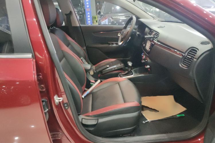 Used Kia KX Cross 2017 1.4L AT GLS
