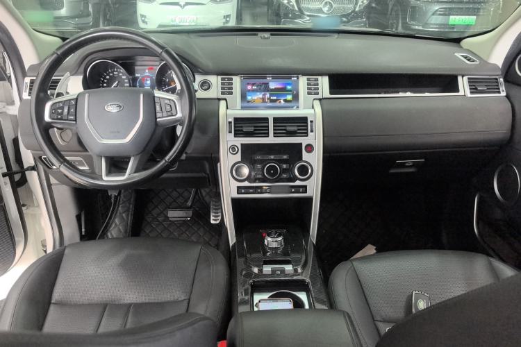 Used Land Rover Discovery Sport 2019 240 PS SE Version China VI Standard