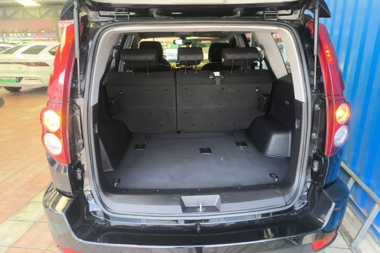 Used Haval H5 Classic 2013 ZhiZun Edition Green Silence 2.0T Manual 4x4 Progressive Model
