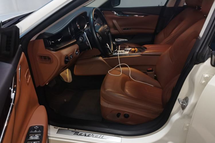 Used Maserati President 2015 3.0T Standard Model Left Front Seat