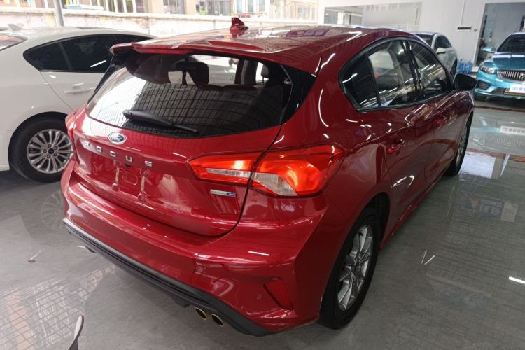 Used Ford Focus 2020 Hatchback EcoBoost 180 Automatic Trend Edition Rear Right 45 Deg