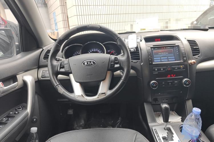 Used Kia Sorento 2012 2.4L Gasoline Luxury Edition
