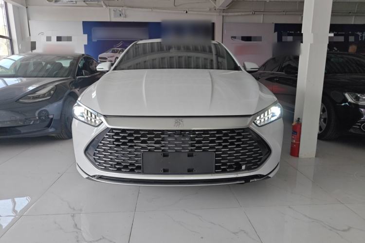 Used BYD Qin PLUS 2024 HONOR Edition DM-i 55KM Leading Model
