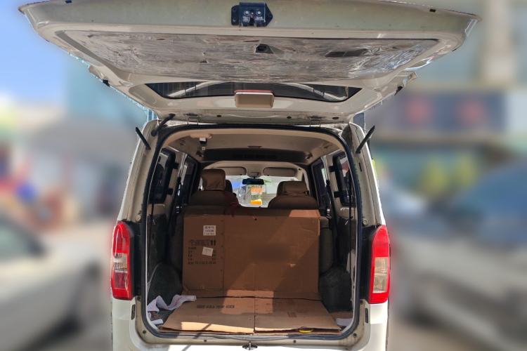 Used Wuling Rongguang V 2016 1.5L Standard Version