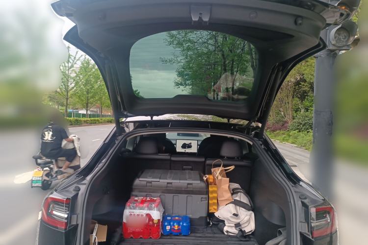 Used Tesla Model Y 2022 Rear-Wheel-Drive Version
