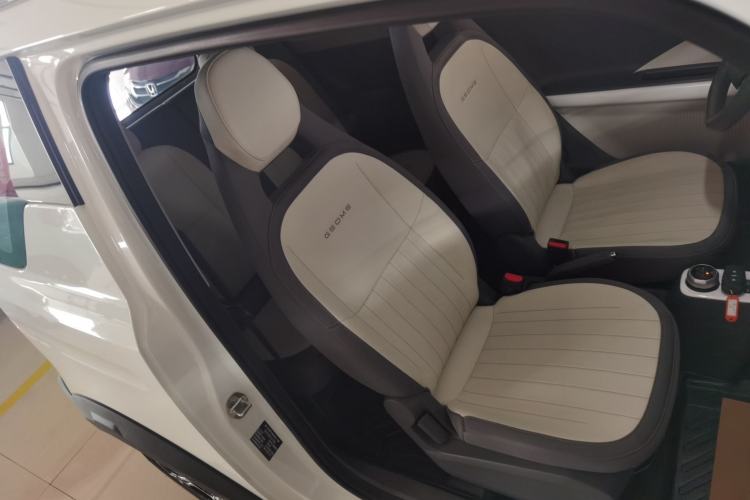 Used Geely Galaxy Panda 2025 210km Panda Rider Right Front Seat