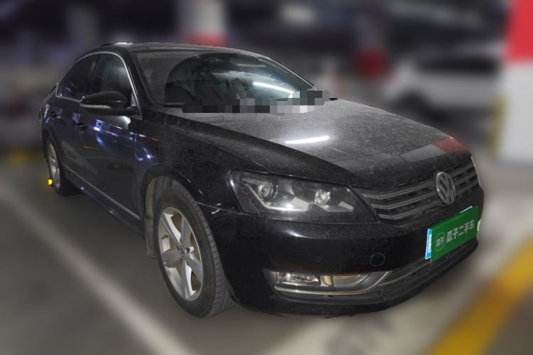 Used Volkswagen Passat 2014 1.8TSI DSG Prestige Edition Front Right 45 Deg