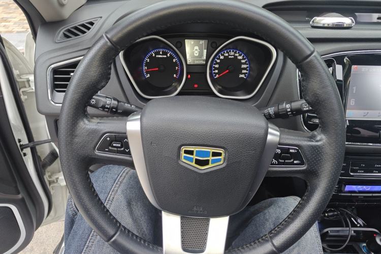 Used Geely Auto GX7 2015 Sport Edition 2.0L Automatic Luxury Model Steering Wheel