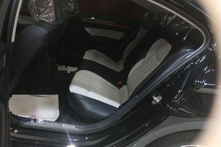 Used Volkswagen Magotan 2026 30 Million Vehicles Selected Model 380TSI DSG Luxury Edition