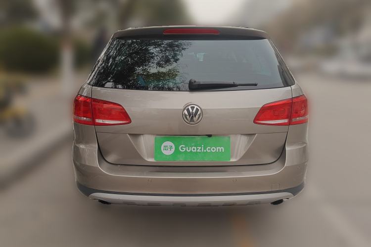 Used Volkswagen Magotan 2012 Travel Edition 2.0 TSI 4x4 Comfort Version Rear