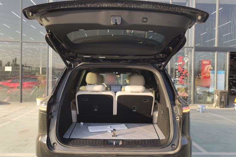 Used Deepal S09 2025 Four-Wheel Drive Ultra+ Custom Edition
