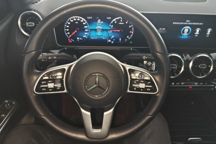 Used Mercedes-Benz B-Class 2020 B 200 Sport Edition Steering Wheel