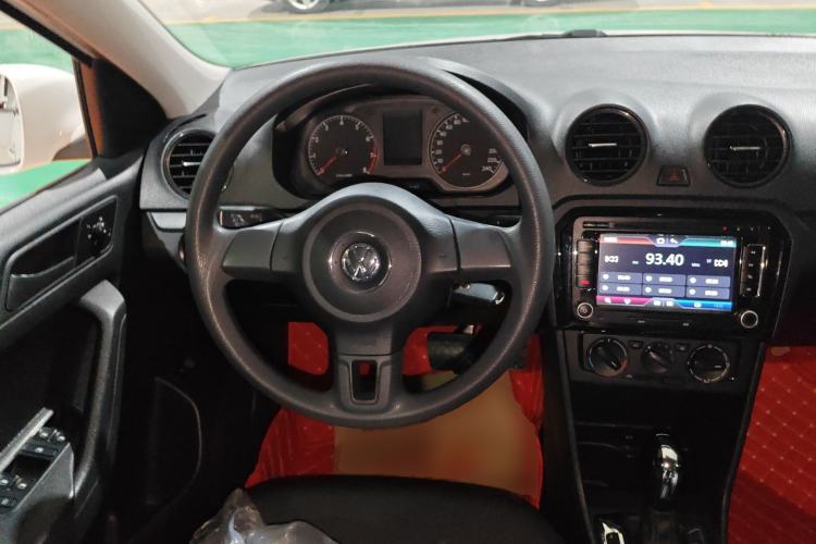 Used Volkswagen Jetta 2015 1.6L Automatic Fashion Model
