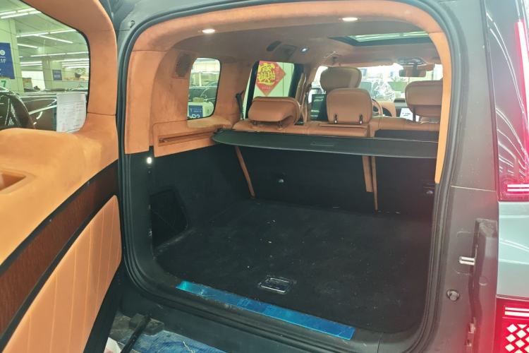 Used Yangwang U8 2023 Luxury Edition
