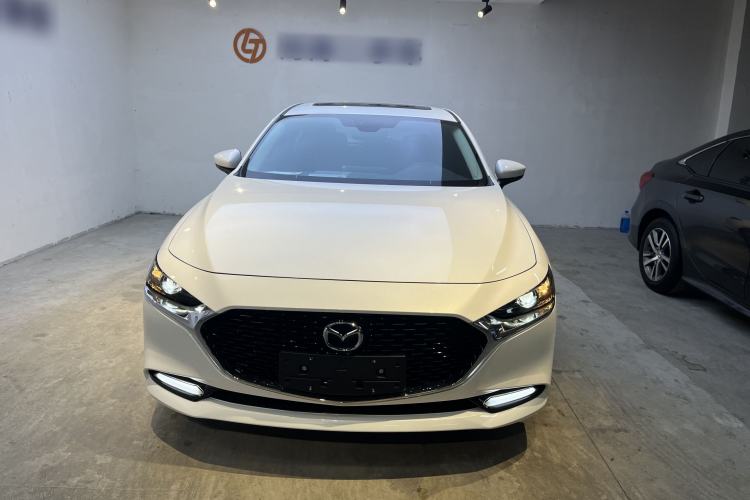 Used Mazda 3 Axela 2025 Model, 2.0L Automatic, Quality Elegance Edition