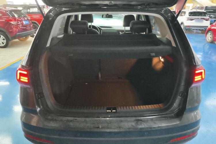 Used Volkswagen Tharu 2022 280TSI Two-Wheel-Drive Luxury Edition