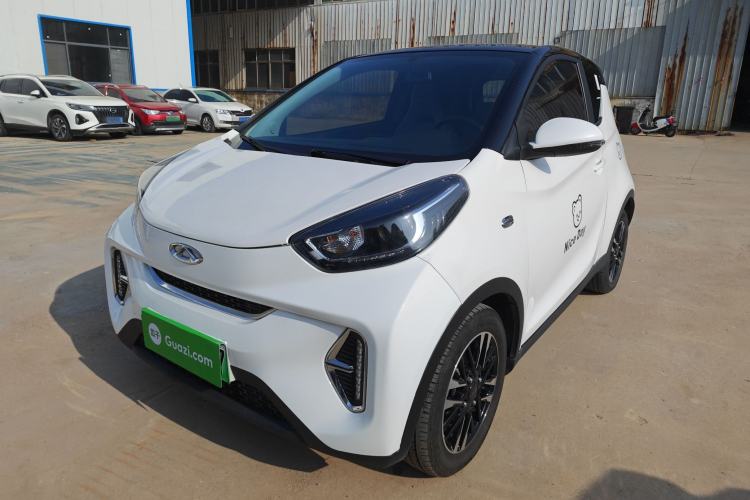 Used Chery QQ Little Ant 2022 Revised Version Sweet Pink Edition Half-Sugar Version Lithium Iron Phosphate 30.7 kWh 30 kW 301 km