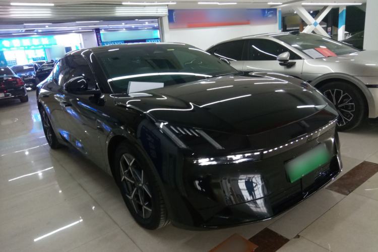 Used Lynk & Co Z10 2025 71 kWh 602 km Range Rear-Wheel Drive Pro
