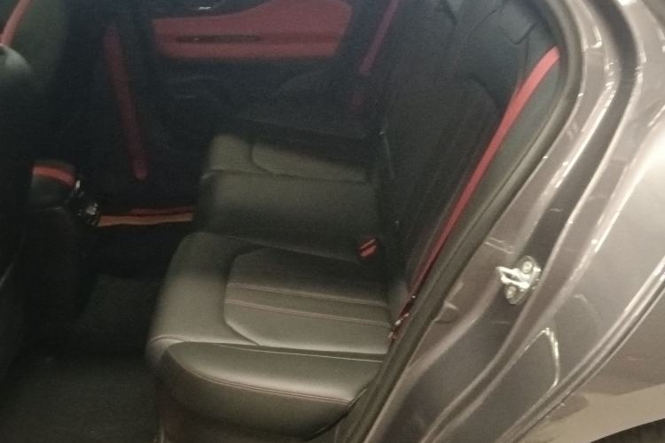 Used GAC Trumpchi EMPOW 2021 270T DCT J15 Version Left Rear Seat