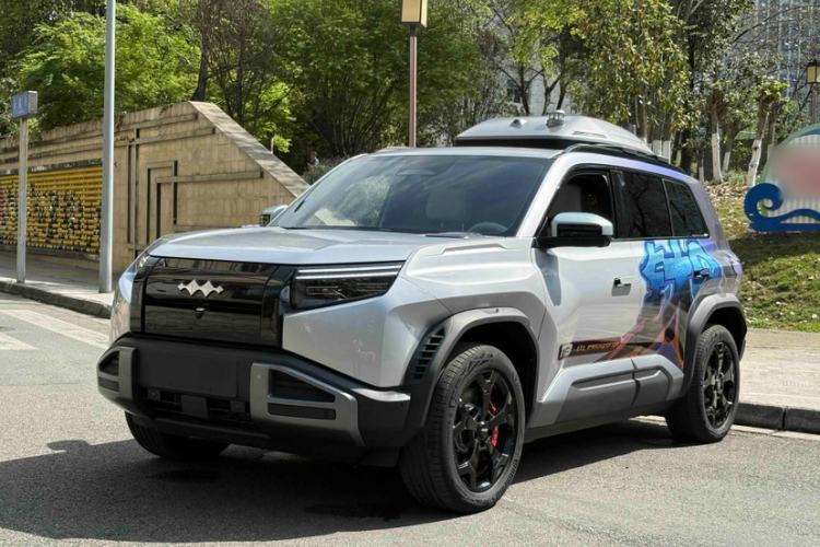 Used Formula Leopard Titanium 3 2025 501 km Four-Wheel Drive Drone Edition