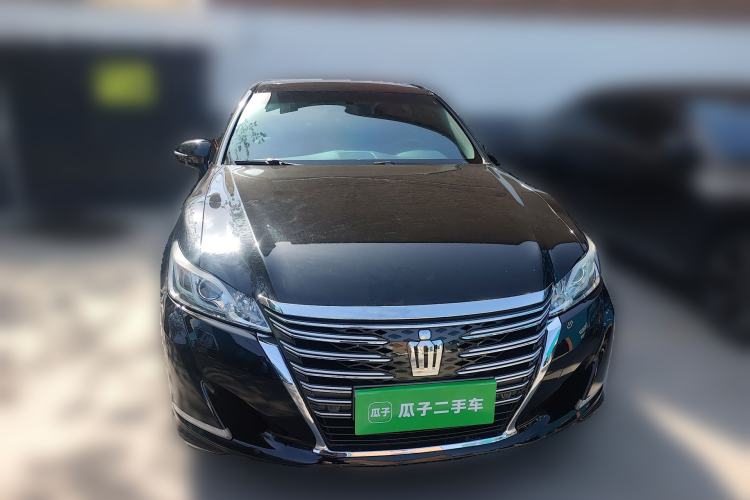 Used Toyota Crown 2018 2.0T Fashion Edition
